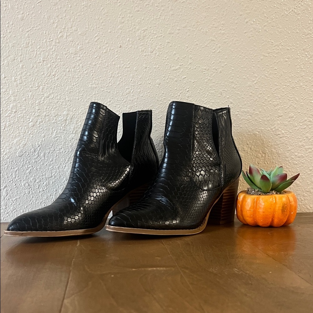 Universal Thread Black Snake-Embossed Ankle Boots - Picture 2 of 6